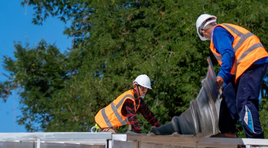 Professional gutter cleaning in Cowansville, PA